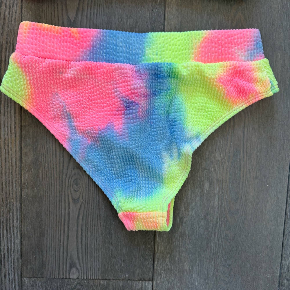 NWT Small Cupshe Sherbet Tie-dye Textured Scoop Neck Two Piece Bikini Swimsuit - Picture 9 of 14